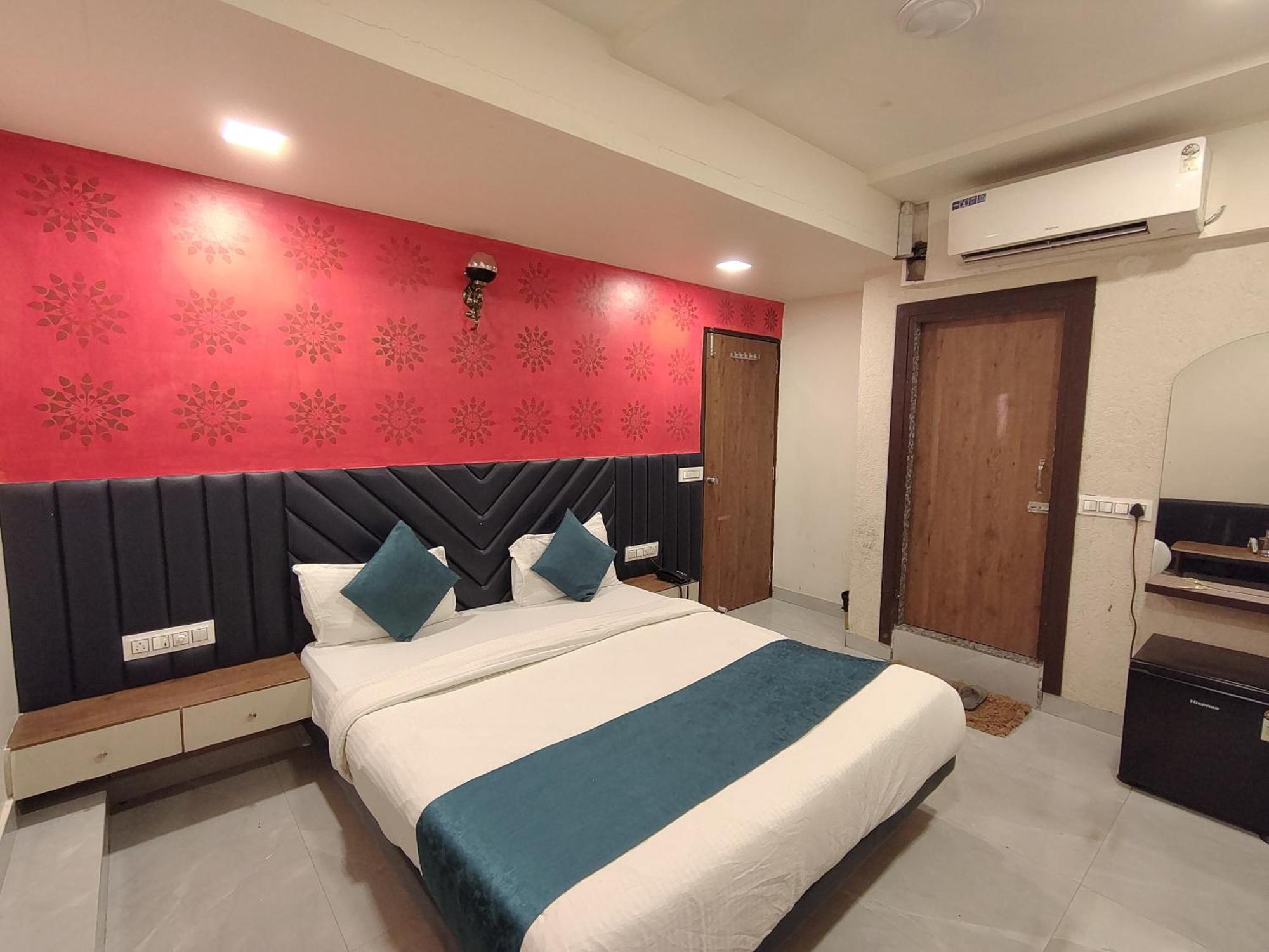 Hotel Avadh Palace, Subhash Bridge, Rto Circle, Ahmedabad Exterior foto